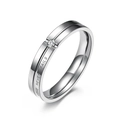 Anillo de acero de titanio plateado con circón y grabado Love Never Fails - 12# / Estilo de Hombre / Plateado