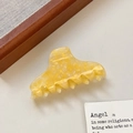 Acetic acid hair claw clip with yellow marble pattern for side hair styling - 6cm / Speckled Yellow