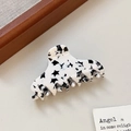 Small cream acetate hair claw clip with black star pattern for side hair styling - 6cm / Star