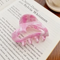 Pink and white marble heart-shaped hair claw clip in a French retro acetate finish - Rose Pink