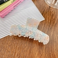 Large acetate hair claw clip with pink and blue marble pattern for elegant hairstyles - 8.5cm / Milan Beige
