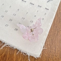 Petite pince à cheveux papillon rose en acétate translucide pour coiffures douces - 3.2cm / Rose Sakura