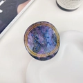 Blau-lila Handyhalterung mit Marmormuster, blauen Kristallen und Goldrand - Fische 5cm