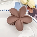 Molla per capelli a fiore di plumeria marrone opaco in stile coreano per donne - Marrone