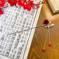 Klassischer chinesischer Haarstab mit roter Rose, Perlen und goldenen Quasten - Rosen-Stil / 18cm