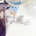 Elegante fermaglio per capelli in acetato bianco panna con fiocco e scritta oro - 9.5CM / Bianco Sirena