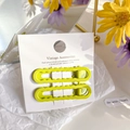 Set de dos pinzas para el cabello onduladas de color amarillo neón en tarjeta - 6cm / Verde Hierba