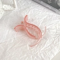 Pinza per capelli rosa traslucida a forma di onda per coda alta su sfondo di carta bianca - Rosa Gelatina