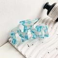 Elegant wave-shaped hair claw clip in blue and white marble acetate finish - Crystal Blue Mountain Style 8.7cm