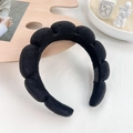 Diadema negra gruesa de nube con textura acolchada ondulada y diseño de corona elevada - Negro