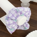 Elegante elastico per capelli a quadretti viola e fiori su supporto geometrico bianco - Floreale Viola