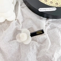 Elegante fermaglio per capelli a fiore bianco in acetato con base nera fatta a mano - Bianco Sirena