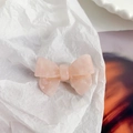 Delicate light pink acetate bow hair clip with a stylish marble texture finish - Peach 4.3cm