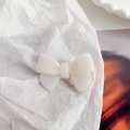 Elegant cream white acetate bow hair clip with glossy finish for a minimalist feminine style - Mermaid White 4.3cm