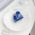 Donkerblauwe marmeren haarklem van acetaat met een schattig schaapontwerp - Meisje Met Blauw Haar (4cm)