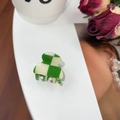 Green and white checkerboard hair claw clip in a glossy finish for elegant styling - 2.7cm / Green & Cream (A028)