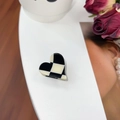 Elegant heart-shaped checkerboard hair clip made of premium acetate for women and girls - Black & Cream Heart (A028)