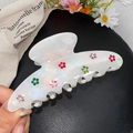 Schillernde Haarklammer im Meerjungfrau-Stil mit bunten Strassblumen auf Leder - Fischschwanz Stil