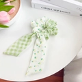 Chouchou en tissu à carreaux verts et fleurs avec rubans pour coiffure femme - Chouchou Ruban Patchwork Floral Gingham