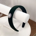 Thick velvet headband in dark green with a vintage pearl ornament and retro silver frame - Dark Green