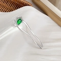 Forcina per capelli a U in argento con pietra preziosa verde e intaglio floreale - Forcina a forma di U