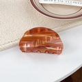 Fashionable amber textured PVC hair claw clip with brown stripes in a minimalist style - Semi-circle 8.2cm / Brown