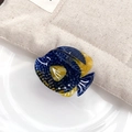 Haarklem in de vorm van een vis gemaakt van blauw en geel acetaat met steentextuur - 5.4cm / Blauwe Tropische Vis Stijl