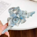 Pince à cheveux en acétate marbré bleu avec design élégant de roses 3D pour femmes - Cyan Iridescent