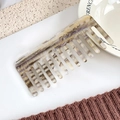 Elegant wide-tooth hair comb with cream and lavender faux marble acetate finish - Dazzling Gray Yellow