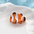Mini haarklem in de vorm van een clownvis van acetaat met marmeren oceaantextuur - Vis