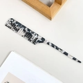 Peigne à cheveux en acétate à long manche avec motif marbre noir et blanc vintage - Fleuri Noir Blanc