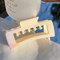 Grande pince à cheveux rectangulaire jaune crème avec finition nacrée irisée - Carré / Dégradé Jaune Rose