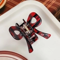 Elegante pinza para el cabello con lazo a cuadros rojos y negros en resina - Cuadros Rojos