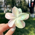 Iridescent gradient plumeria hair claw clip with a pearlescent finish for women - Flower / Gradient Cyan-Flower