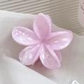 Elegante pinza per capelli a fiore rosa con trama marmorizzata e finitura perlata chic - Rosa