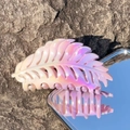 Pearlescent gradient feather hair claw clip reflecting sky on mirror and rock - Gradient Purple-Leaf