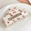 Haarklammer in Creme mit floralem Kirschmuster für Mädchen im französischen Stil Accessoire - Rote Blume