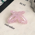 Elegante pinza para el cabello de mariposa en acetato rosa perlado con diseño hueco - Rosa Gelatina 4.5cm