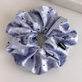 Detail of light purple velvet scrunchie with black polka dots and handmade label - Blue Large