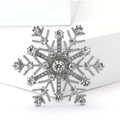 Élégante broche flocon de neige argentée avec strass scintillants pour vêtements femmes - Style Flocon de Neige Strass Transparent / Blanc
