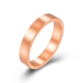 Bague minimaliste en titane or rose 4mm avec finition mate brossée pour empilage - Or rose