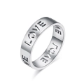 Anillo de acero inoxidable plateado con letras LOVE caladas de estilo minimalista - Talla 6 / Color Acero