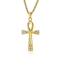 Collana Ankh dorata con cristalli bianchi su catena a maglia quadra su sfondo bianco - Con Collana PL001 / Oro