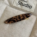 Elegante fermaglio per capelli in acetato leopardato con base in metallo dorato - Fermaglio A Becco D'Anatra Ovale / Ovale Leopardato