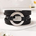 Bracciale multistrato in pelle nera con anello in metallo argento e strass scintillanti - Nero