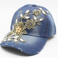 Dettaglio cappellino da baseball in denim blu con ricami floreali dorati e strass - Regolabile / 1# Blu Notte