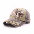 Bordado detallado de parche de tiburón y ancla en gorra de béisbol de estilo vintage - Talla única / Caqui