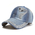 Casquette de baseball en denim bleu avec motif serpent en strass et fini vintage - Taille unique / Cygne Bleu Moyen
