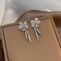 Elegant 925 silver flower earrings with sparkling cubic zirconia and fringe tassels - Silver Color (Main Style)