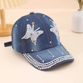 Damen Denim Baseballkappe mit silbernen Strass-Schmetterlingen und Stern-Nieten - Einheitsgröße / Denim-Blau